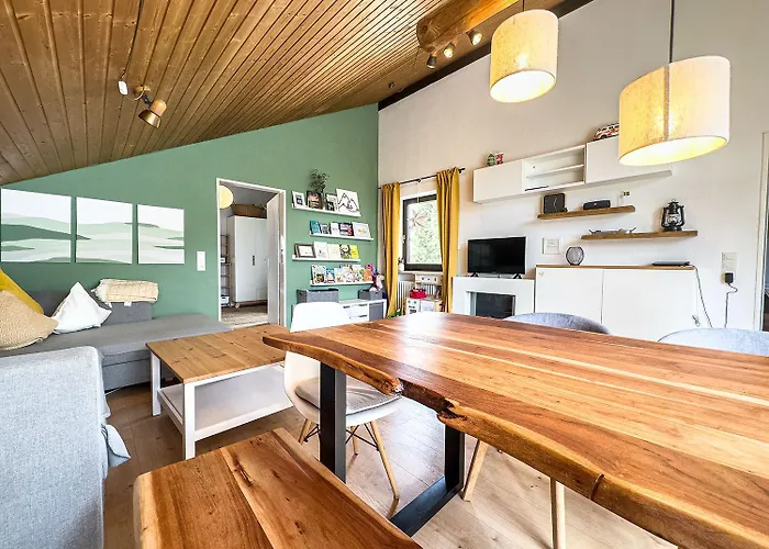 Lovely Three Bedroom Unit Appartamento