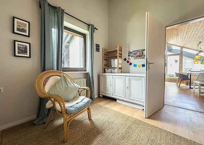 Appartamento Lovely Three Bedroom Unit *